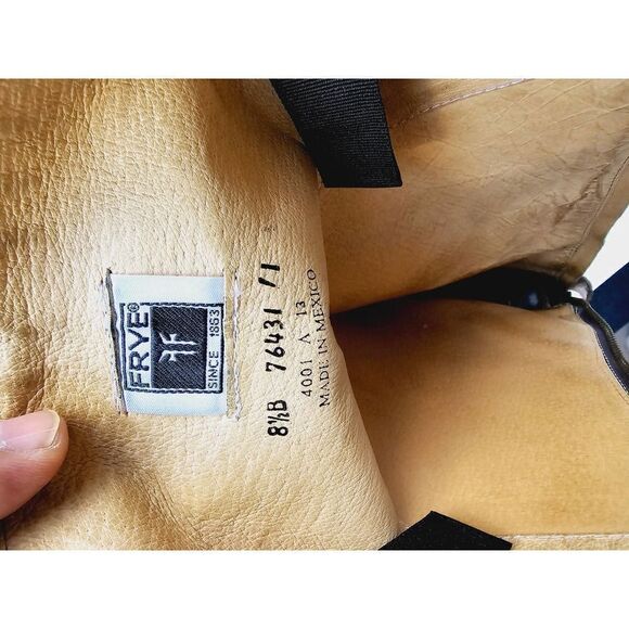 Frye full-length inner side zipper for easy on off - Picture 7 of 11